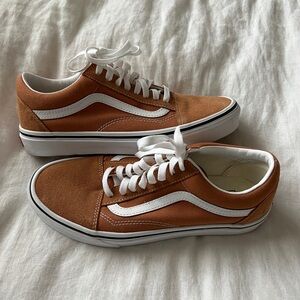 VANS SIZE 9 like new